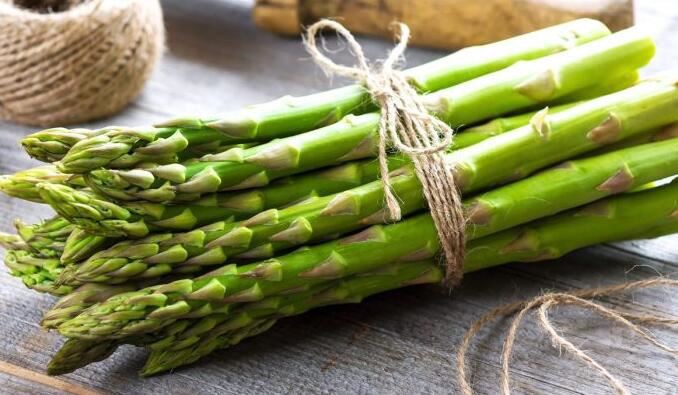 green asparagus benefits.jpg