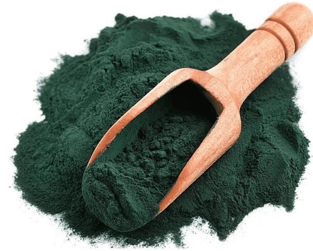 pure spirulina powder